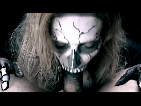 ❤️ Demon famke sûgje hoanne mei har swarte mûle en slikken cum. ️ Porno fb by porno fy.battlepass-bonuse.ru